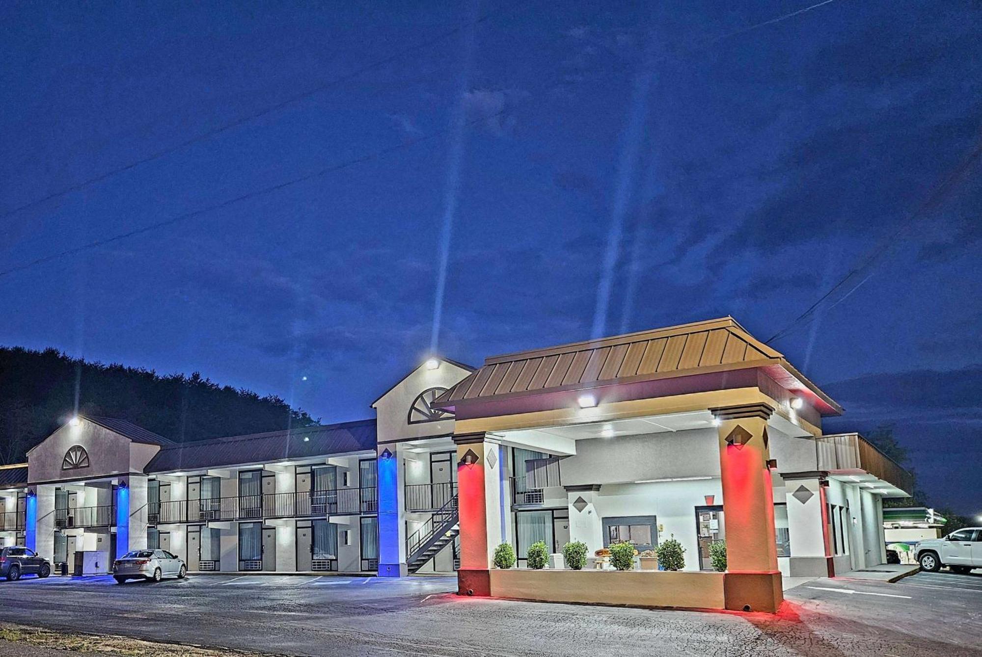 Hotel Super 8 By Wyndham Marion Nc Exterior foto